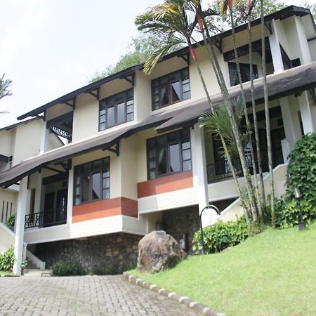 Gunung Geulis Cottages Managed By Royal Tulip Bogor Esterno foto